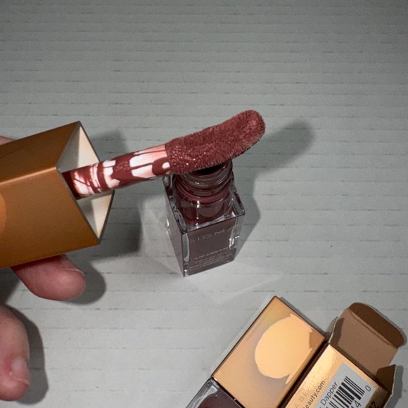 Sigma Beauty Lip Cream in Dapper - Picture 11 of 13